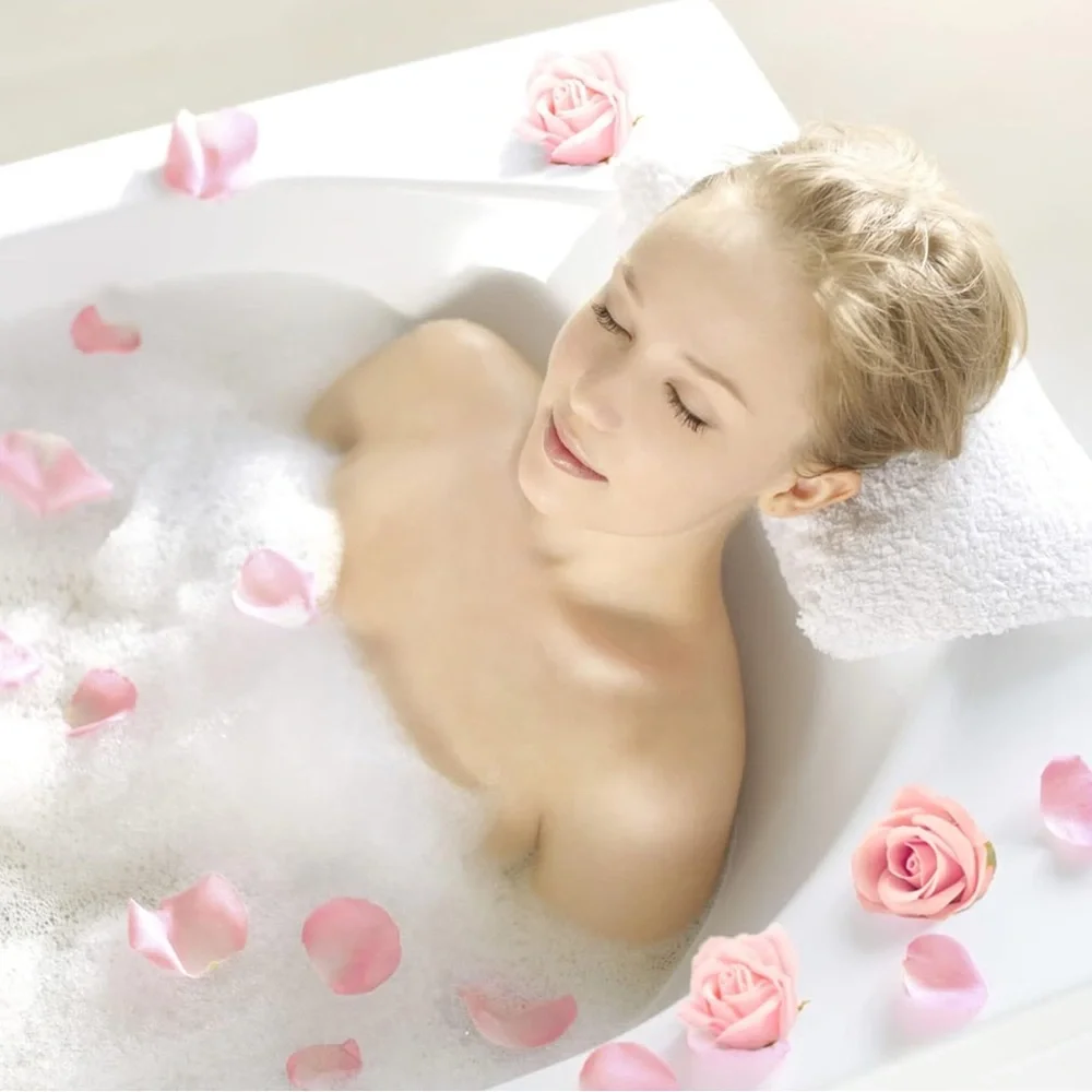 Chic Soap Floral Gift Box with Pink Roses